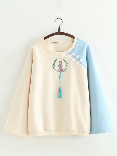 Women Vintage Patchwork Animal Print Frog Button Sweatshirt With Tassels - Click Image to Close